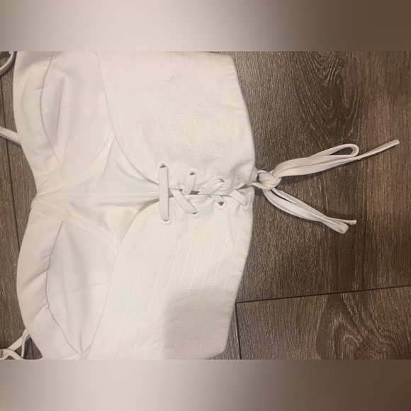 Beautiful white corset Crop top- adjustable - size xs - Picture 5 of 5